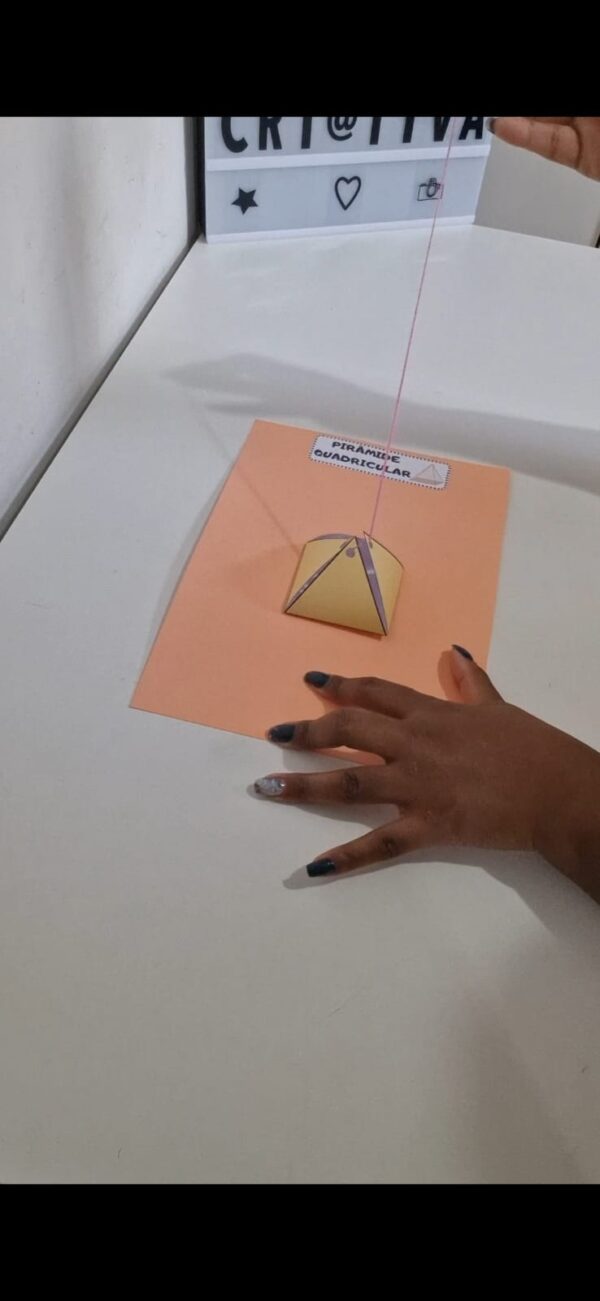 🧩✨Figuras Geométricas Planas e Espaciais com Barbante ✨🧩 - Imagem 6